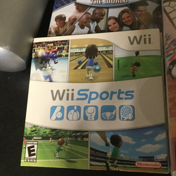 Nintendo Wii Console White Complete with controllers games  and much more - Picture 7 of 12